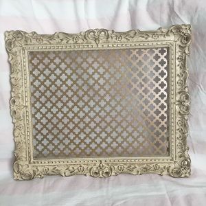 ✨Vintage Victorian Gold Metal Jewelry Holder Plate Decor